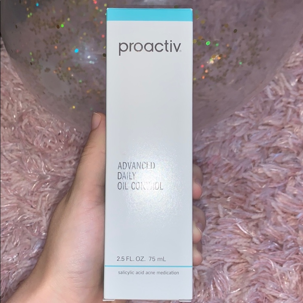 Proactiv “Advanced Daily Oil Control (NEW)🌸✨ - Picture 2 of 4